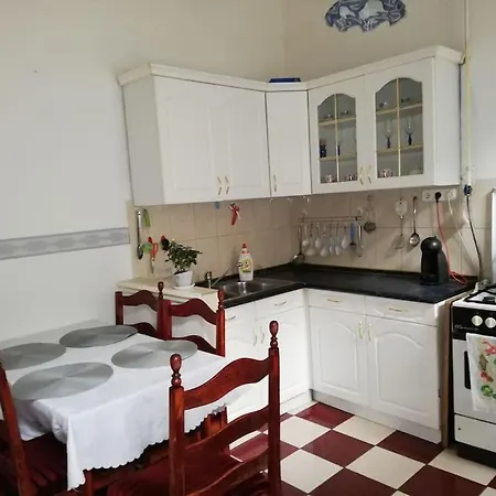 Διαμέρισμα Rozsa Lak *